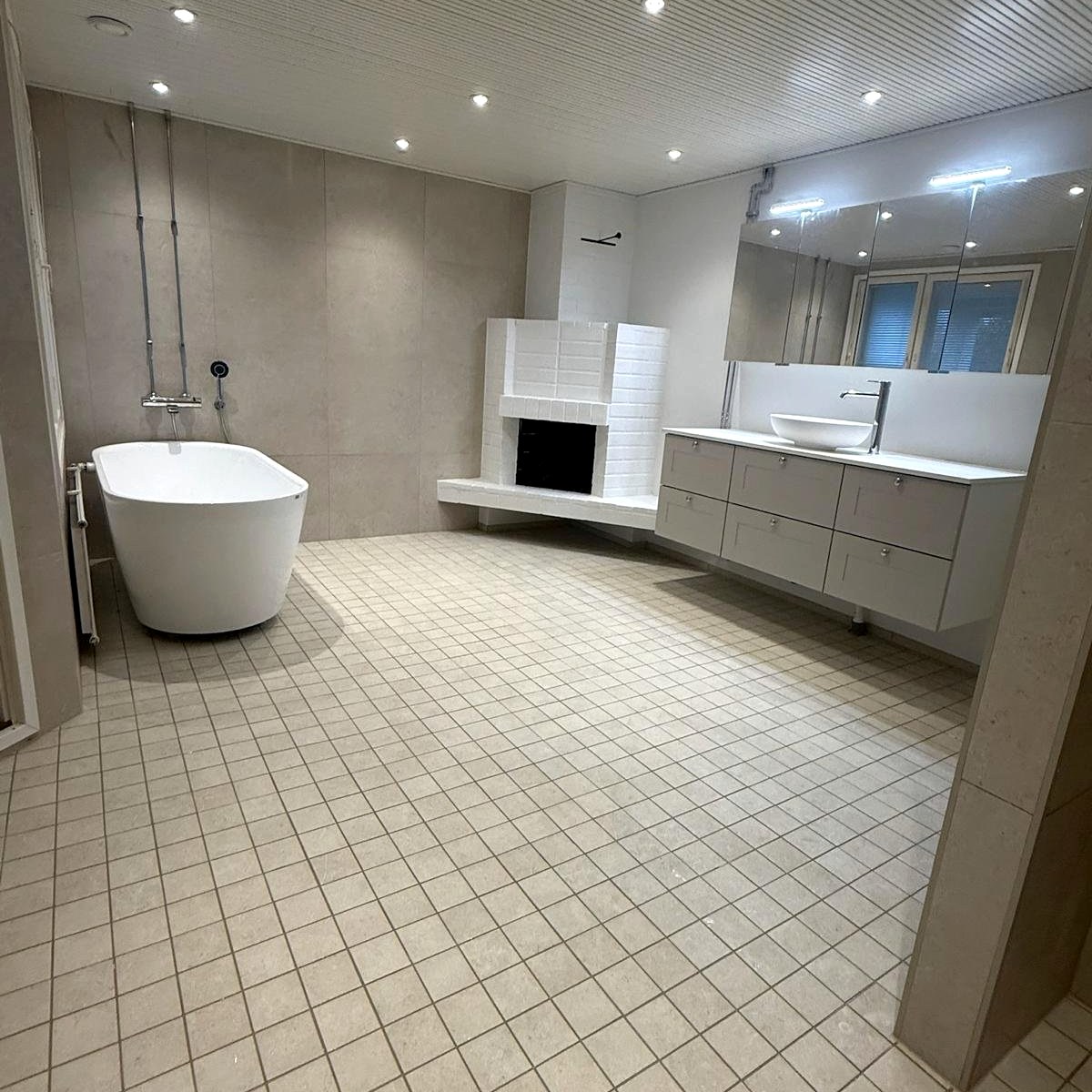 1200x1200 vannituba 01